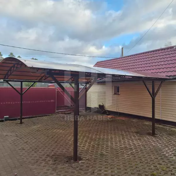 навес с усилением ригеля и арочной крышей