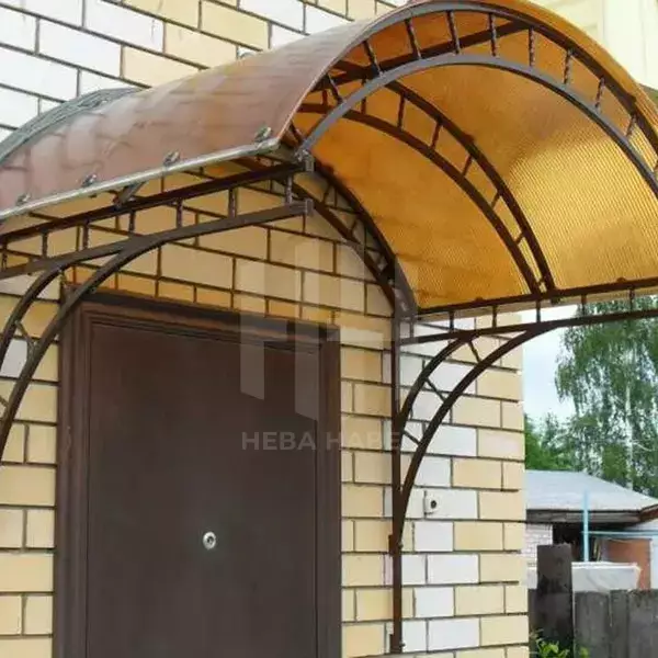 Арочный козырёк для крыльца