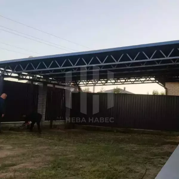 Односкатный примыкающий навес для дачи
