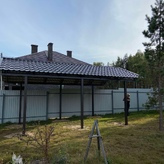 двускатный навес с кровлей из металлочерепицы