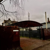 арочного типа навес с поликарбонатом