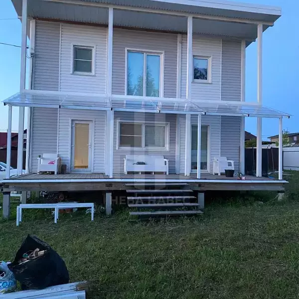 односкатный навес с прозрачным монолитным поликарбонатом