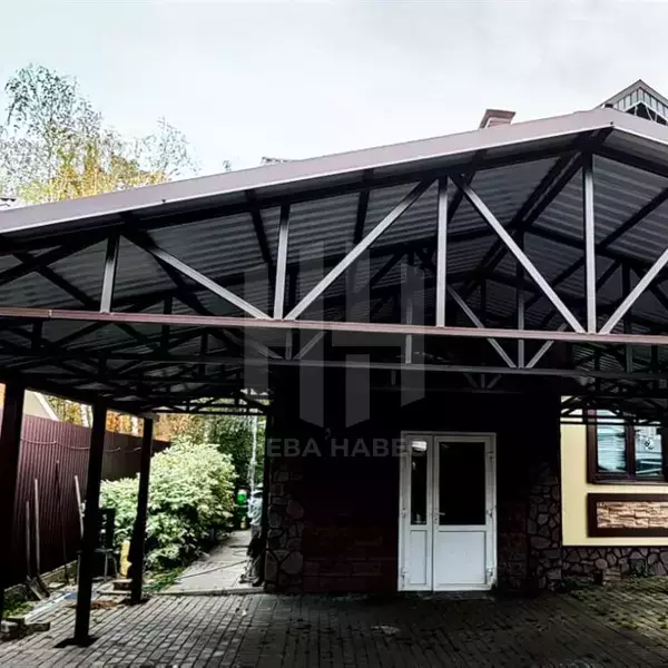 Навес двускатный с металлочерепицей, фермы с прямым низом