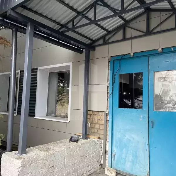 навес двускатный с профлистом и водостоком