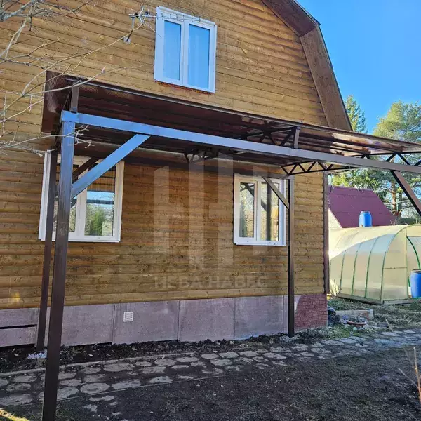 навес из поликарбоната для дачного дома