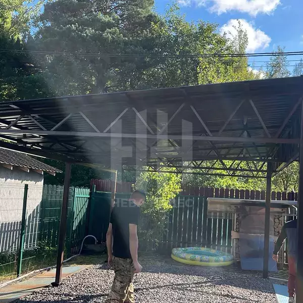 навес односкатный из профлиста для загородного дома