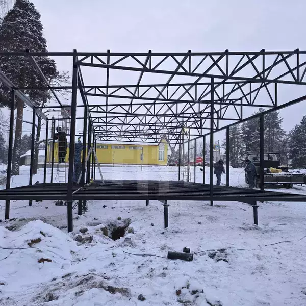 Металлокаркас с основанием пола